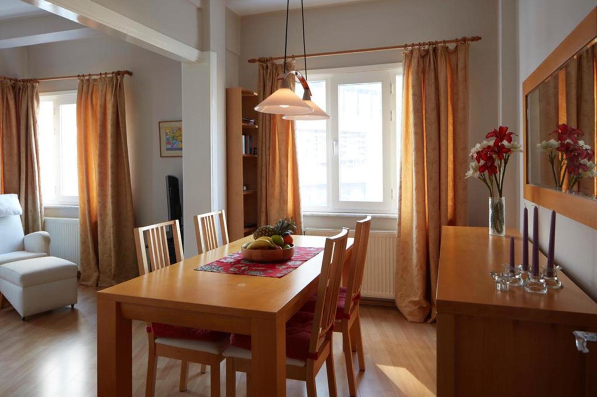 Cozy Apartment Next To Taksim Square Istanbul Exterior foto
